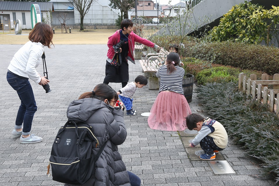 考える・学ぶ!ワークショップ:「ママ撮って!スマホで愛いっぱい」