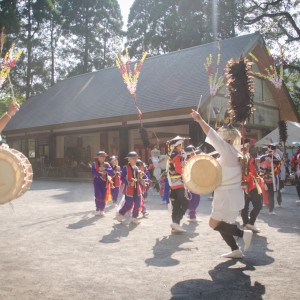 花尾神社 秋の大祭 映像上映会 撮影:リチャード・バイヤーズ